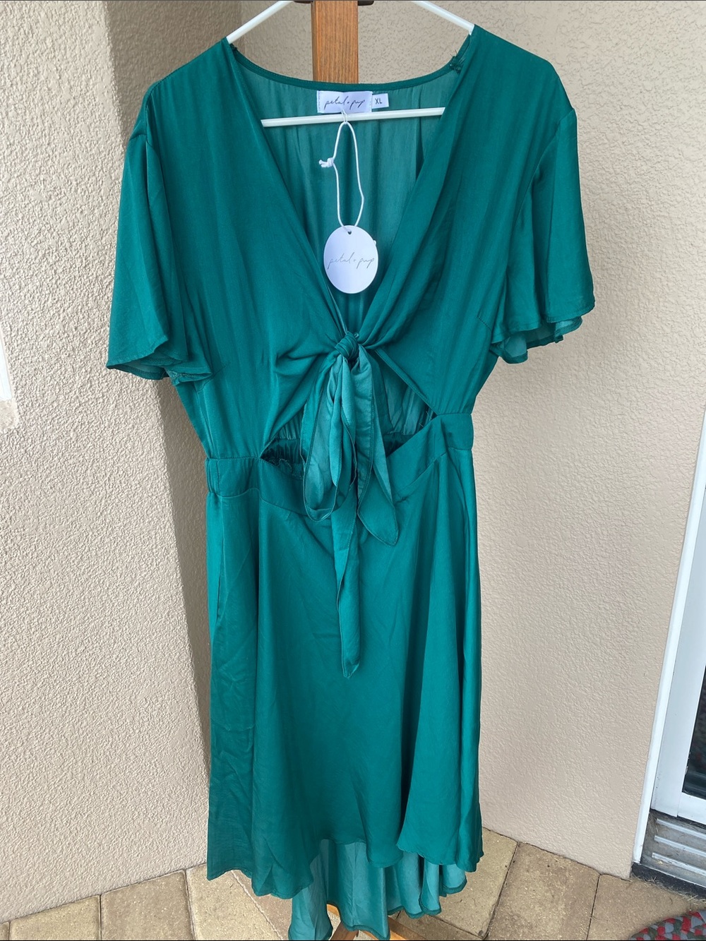 Petal & Pup Emerald Green Tie-Front High-Low Dress